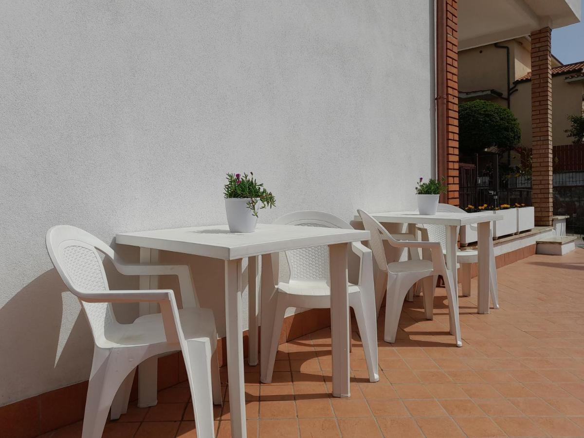 Guest House Al Mare Civitavecchia Ngoại thất bức ảnh
