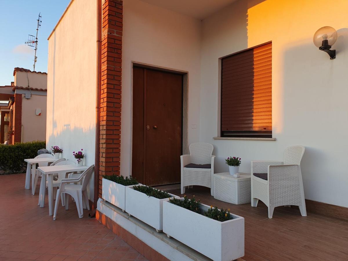 Guest House Al Mare Civitavecchia Ngoại thất bức ảnh