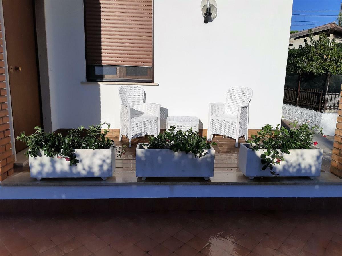 Guest House Al Mare Civitavecchia Ngoại thất bức ảnh
